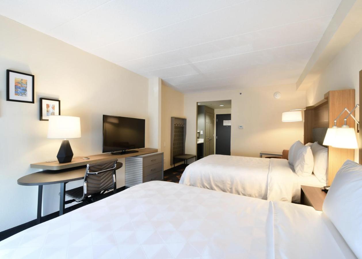 Holiday Inn Fredericksburg - Conference Center By Ihg Екстериор снимка