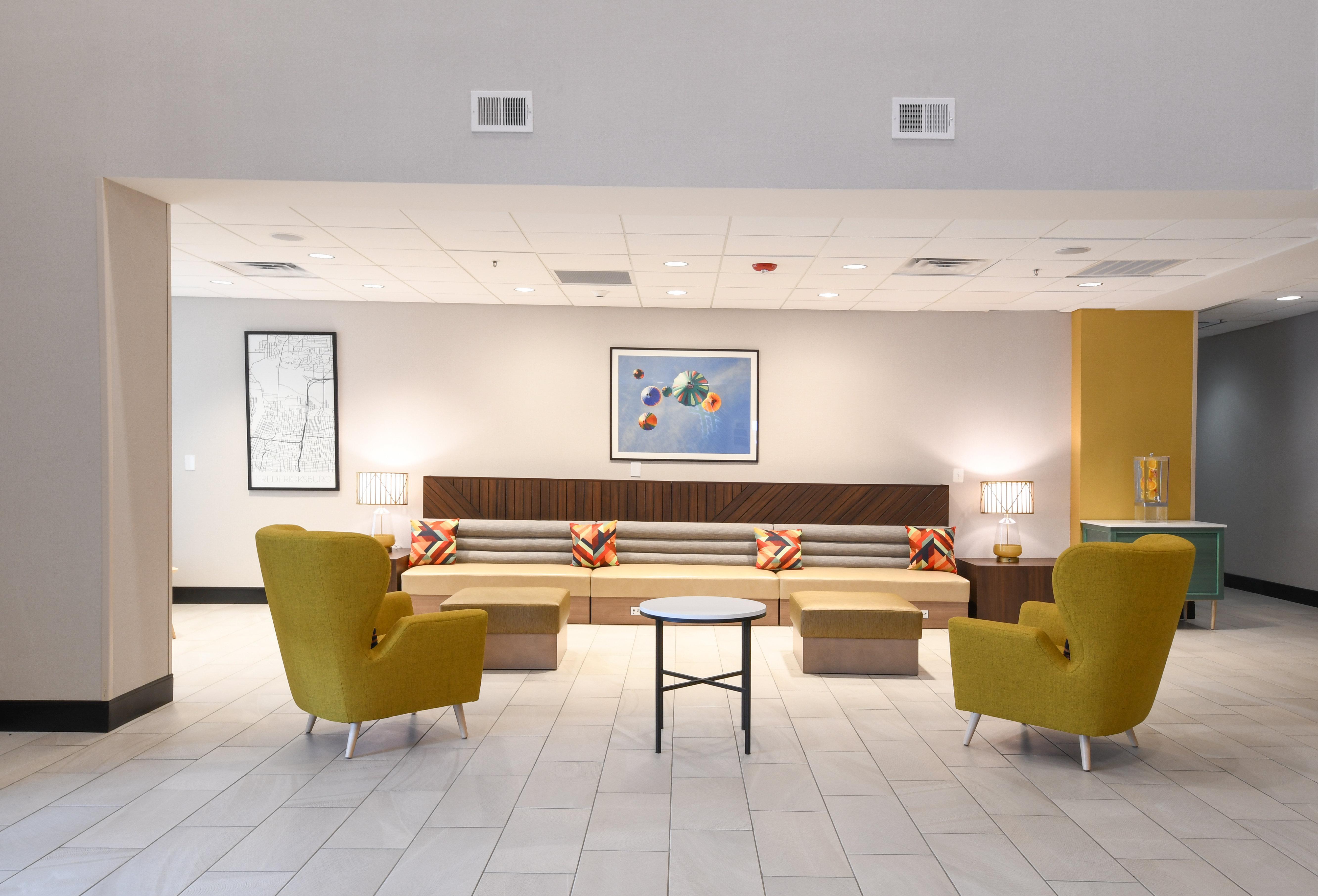 Holiday Inn Fredericksburg - Conference Center, An Ihg Hotel Екстериор снимка